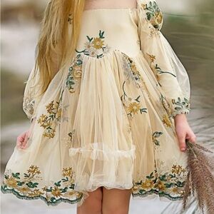 Flower embroidered dress